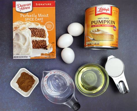 Easy Pumpkin Earthquake Cake The Freckled Cook