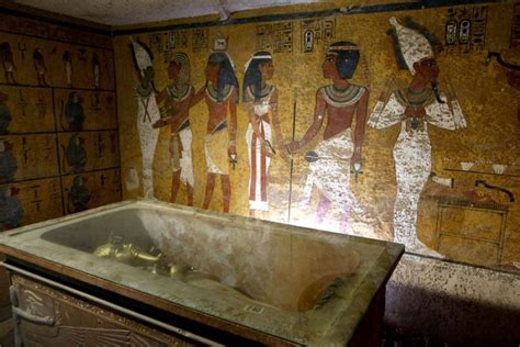 the tomb of the pharaoh was unearthed by british archaeologists in the valley of the kings in
