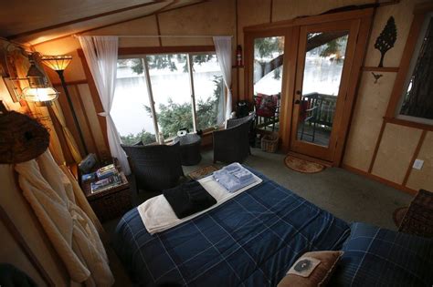 Hyori's bed & breakfast , a reality tv show program that first aired in south korea in 2017, and that i found myself revisiting this year. Tree house turned into bed and breakfast near Woodinville ...