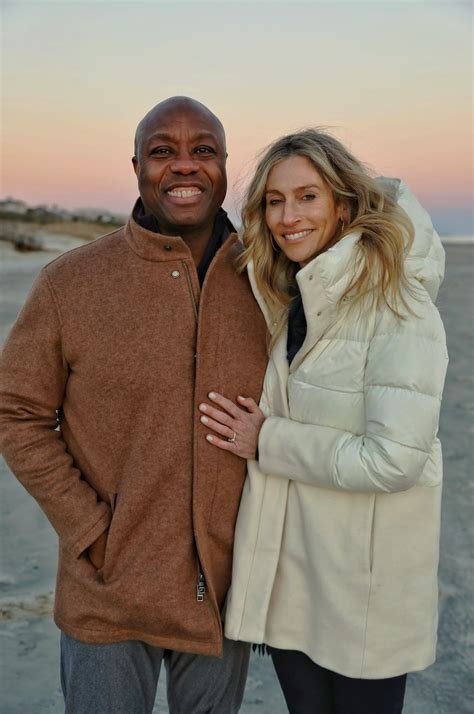 south carolina sen tim scott proposes to girlfriend who was revealed during his brief