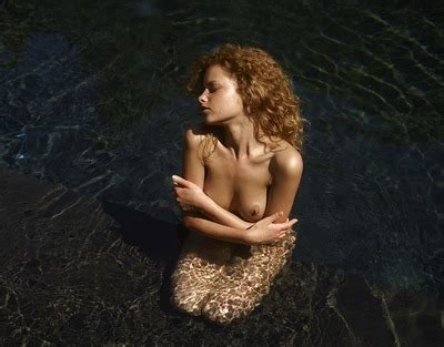 Julia In Pool By Hegre Art Erotic Beauties