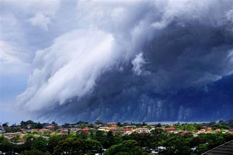 Shelf Cloud A Spectacular And Powerful Cloud Formation