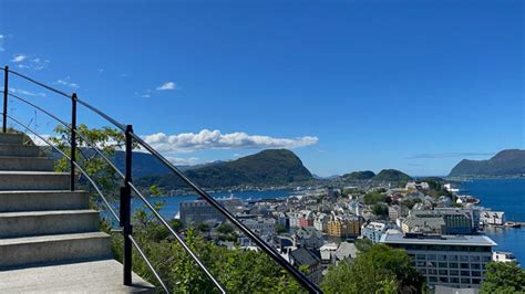 Ålesund Viewpoint Climbing The Aksla Steps Life In Norway