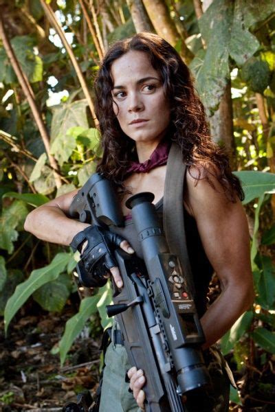 Alice Braga As Isabelle Predators Predator Movie Predator