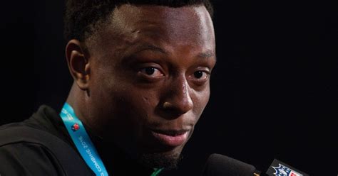 Falcons Assistant Coach Apologizes For Asking Eli Apple If He Was Gay