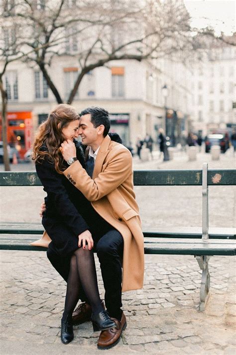 38 Engagement Photo Ideas To Fall In Love And Sure To Melt Your Heart
