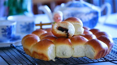 Resep dan cara membuat roti sobek yang super lembut, empuk, dan anti gagal. RESEP ROTI SOBEK ISI COKLAT | LEMBUT TANPA BAHAN PELEMBUT ...