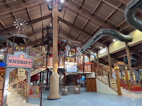 Wilderness Resort Reveals Newly Renovated Rooms And Waterpark 2022