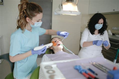 Chairside Dental Assistant