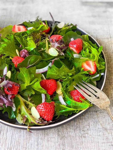 Summer Strawberry Salad Recipe In 5 Minutes