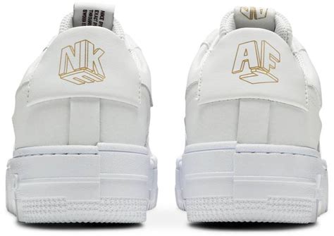 Nike air force 1 pixel white beetroot uk us 4 4.5 5 5.5 6 7 8 womens trainers.5top rated nike air force 1 '07 se women's summit white silver lifestyle sneakers shoestop rated seller. Wmns Air Force 1 Pixel 'White Gold Chain' - Nike - DC1160 ...