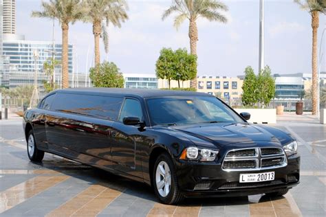 Rent A Luxurious Vip Limousine Ride Dubai Ride In Dubai Dsk Travels