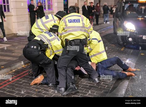 Broad Street Birmingham December 10th 2022 This Was The Dramatic Moment Two Men Who Were