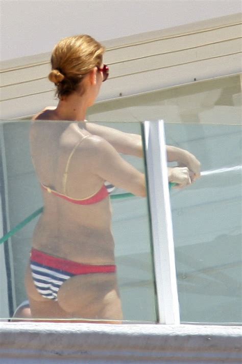 Celine Dion Celebrity Nude Pictures Photo