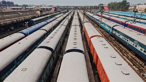 Amazing Interesting Facts About Indian Railways Youtube