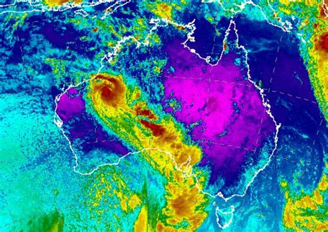 Cyclone Ilsa Downgraded Again But Threat ‘not Over Yet Mingooland