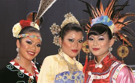 A very brief introduction to indigenous peoples of malaysia: People | Arrivals | Expatriate Lifestyle