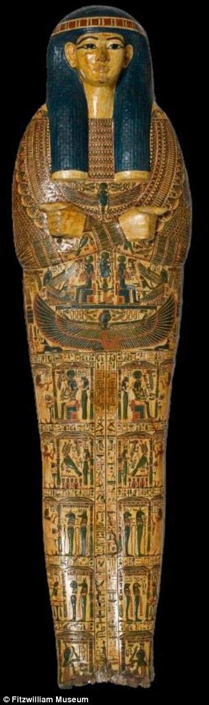 3 000 Year Old Fingerprints Found Inside Lid Of Egyptian High Priest S Coffin