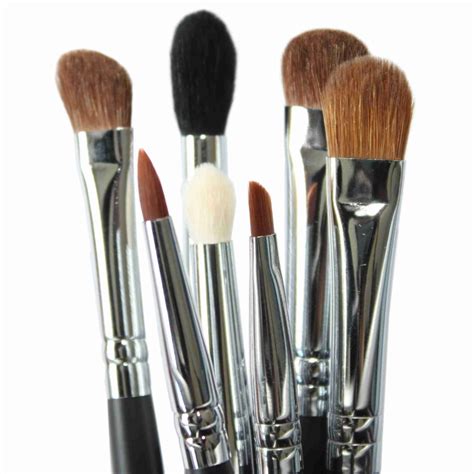 This is designed to give a smooth and flawless finish; Makeup Brush Uses Eye Brushes