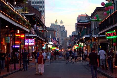 50 Bourbon Street Wallpaper