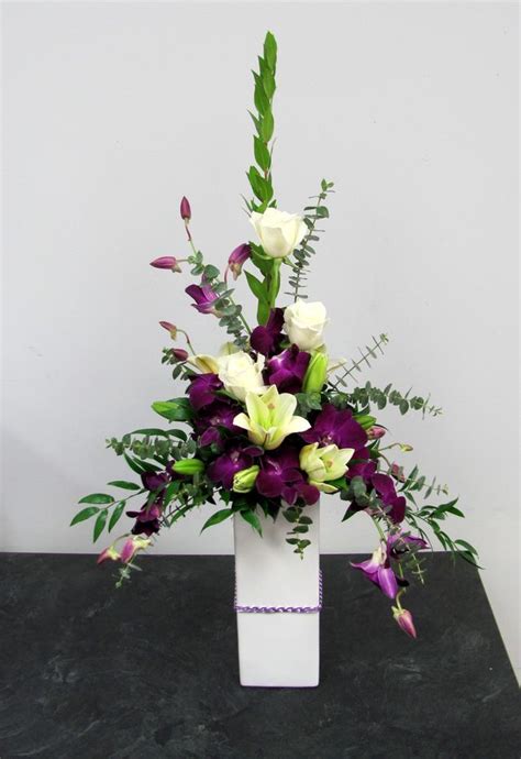 Contemporary Flower Arrangements Modern Floral Arrangements Funeral