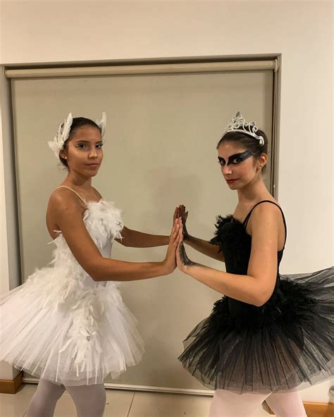 halloween black swan in 2023 halloween costume outfits halloween outfits couple halloween