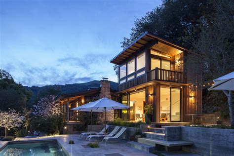 Modern Cottage With Beautiful Mountain Views Homedezen