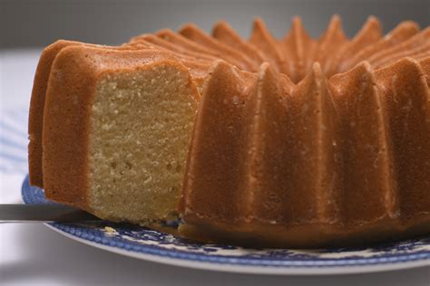 How To Make Perfect Pound Cake From Scratch Pour Mea Cuppa