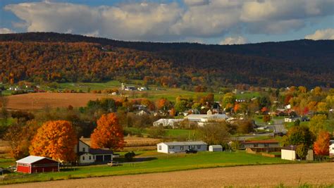 Timelapse Of Panoramic View Of Amish Countryside In Rural Pennsylvania