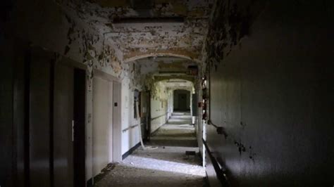 Exploring An Abandoned Psychiatric Hospital Ny Youtube