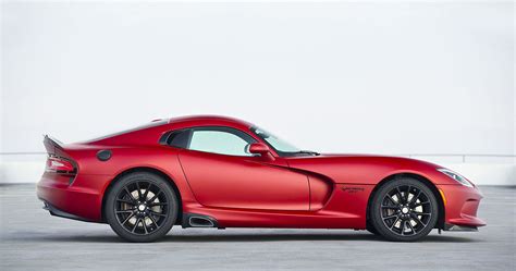 Dodge Sells 5 New Vipers In 2019 Two Years After Production Ends