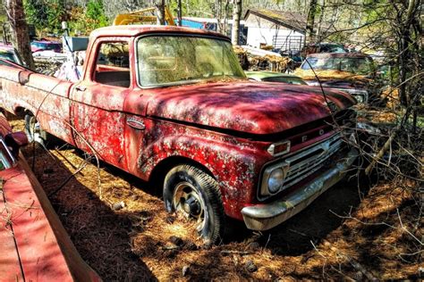 Ford F100 Barn Finds