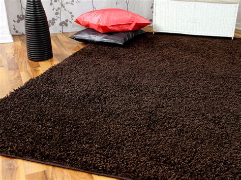 Mit einer florhöhe von 30 mm ist er ein echter luxus und kalte füße haben dabei keine chance. Hochflor Langflor Teppich Shaggy Nova Braun - SONDERAKTION ...