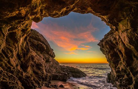 Malibu Beach Sea Cave Sunset Sony A7r Iii Red And Orange Cl Flickr