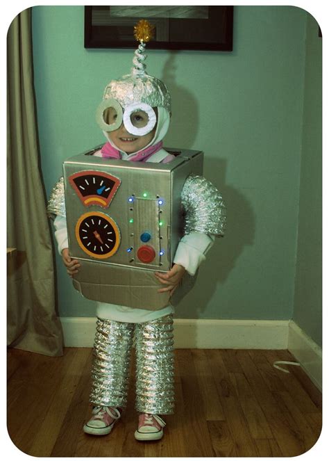 √ How To Make A Homemade Robot Halloween Costume Anns Blog