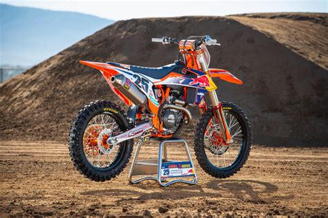 Photo Shoot Of Red Bull Ktms 2021 Us Race Bikes Swapmoto Live