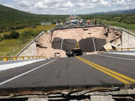 Colapso De Puente En Carretera De San Luis Potosí Deja Una Persona