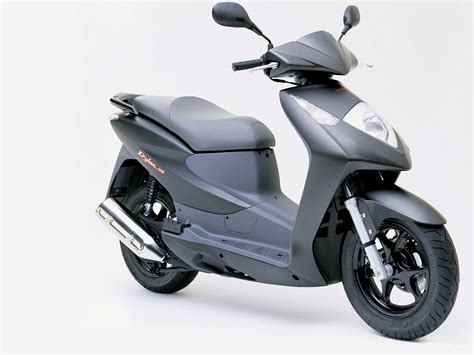 The kumamoto factory is the mother factory which produces honda motorcycles for the entire world. 2004 HONDA Dylan 125 Scooter Pictures. Accident lawyers info