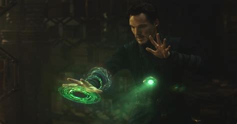 New Doctor Strange Image Shows Eye Of Agamotto In Action