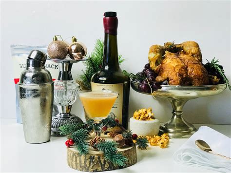 This cocktail is found in whiskey cocktails. Bourbon Christmas Cocktail - Whether you're hosting a ...