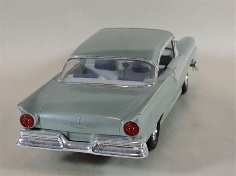 1957 ford hardtop plastic model car kit 1 25 scale 1010 12 pictures by rarem37