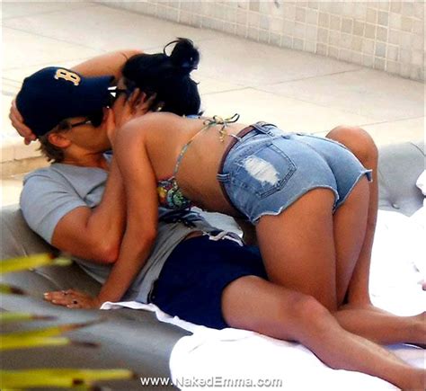 Vanessa Hudgens Posing Topless Cxfakes My XXX Hot Girl