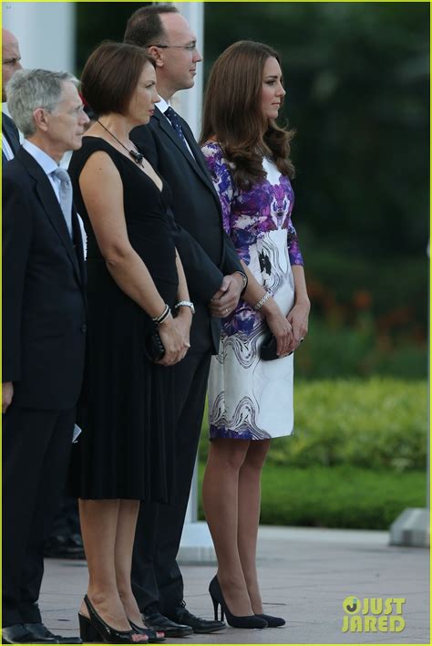 Prince William And Duchess Kate Visit The Istana In Singapore Photo 2719441 Kate Middleton
