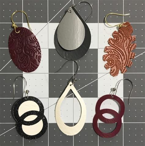 Soon i will have tutorial. More DIY Faux Leather Earrings - and a FREE cut file ...