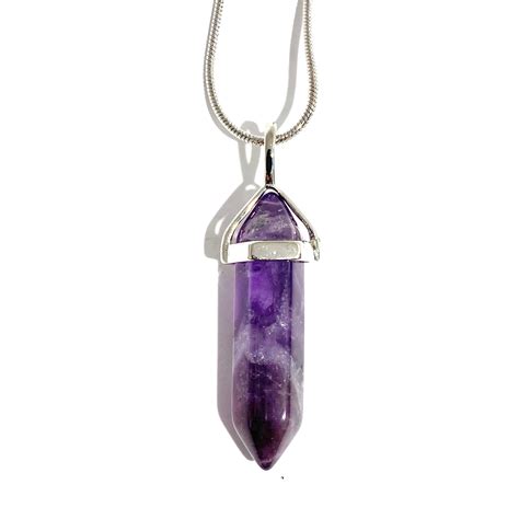 There are many different stones on the market today, including the extremely popular moonstone. Amethyst pendant Necklace