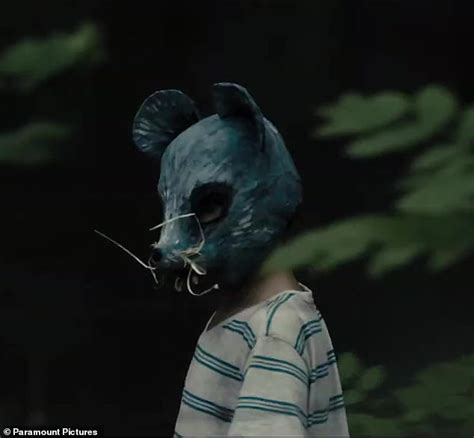 Pet Sematary Trailer Teases Killer Kid In Terrifying Preview Daily