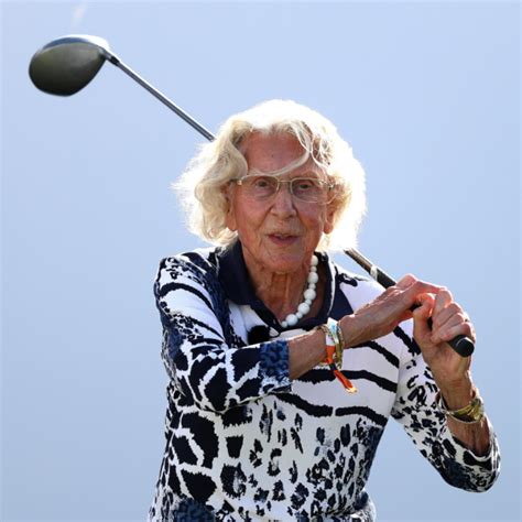This 100 Year Old Woman Is The Talk Of The European Tour At The Klm