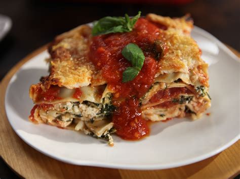 Spinach Lasagna Recipe Lasagna Recipe Food Network Recipes Lasagna