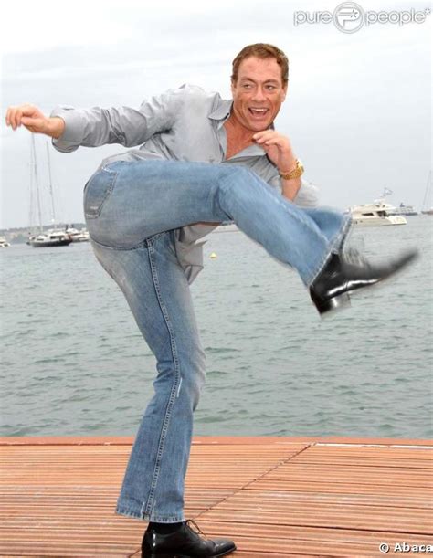 Discover hundreds of ways to save on your favorite products. Jean-Claude Van Damme va passer sa vie... au lit ...
