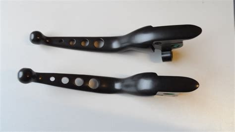 Black Levers 5 Hole Harley Davidson FLH 2014 Later VTwinMania